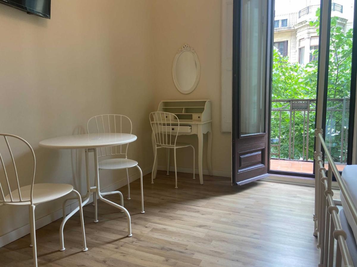 Lumine Luxury Suites By Gaiarooms Barcelona Buitenkant foto
